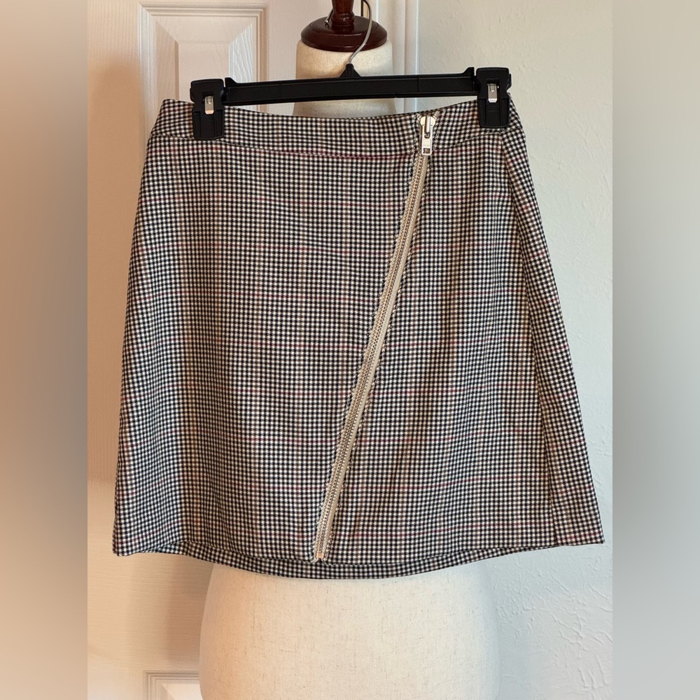 Arizona Jeans Co. Brown Tan Red and White Checkered Miniskirt Size 3